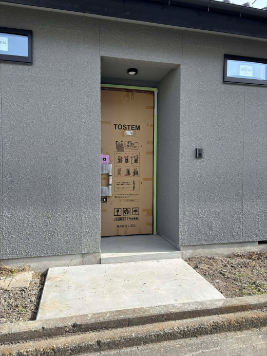 【RENT】甲府市桜井町「The simplest nagaya」1LDK/ライムグリーンとスカイブルーの部屋 各91,000円/月 47.15㎡