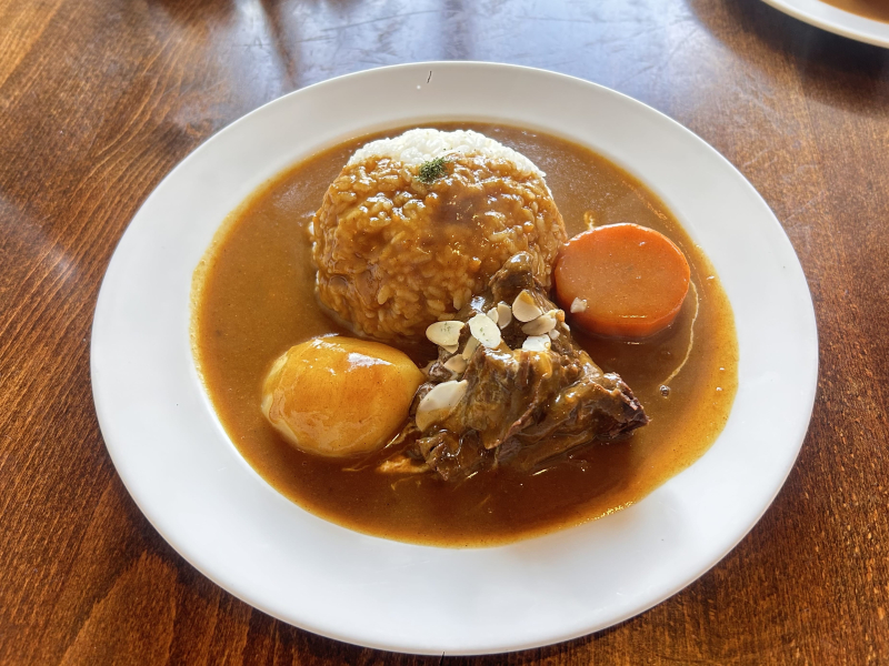 【北九州】わたしの絶品カレー⑨冬の冷え込みにそっと寄り添う、「ご褒美カレー」