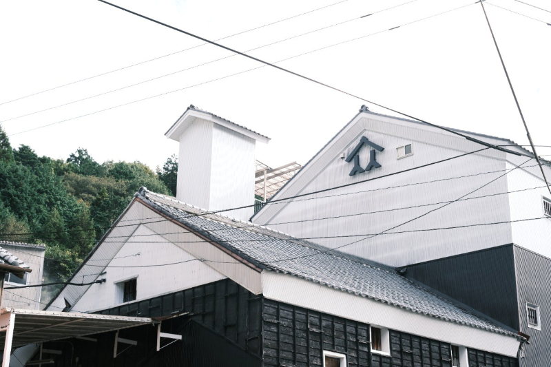 【愛知県・岡崎市】日本酒が生まれる里山へ 神水の「脈」をつむぐ一棟貸しの宿