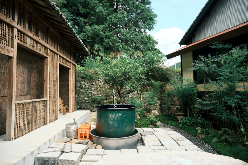 【愛知県・岡崎市】日本酒が生まれる里山へ 神水の「脈」をつむぐ一棟貸しの宿