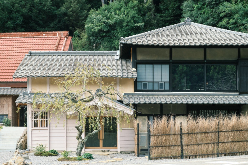 【愛知県・岡崎市】日本酒が生まれる里山へ 神水の「脈」をつむぐ一棟貸しの宿