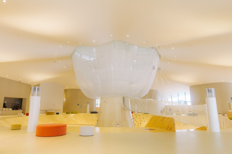 走って、登って、手と頭も動かす。子どもの五感がフル稼働。寒河江市の遊び場「CLAAPIN SAGAE」はサイコー!