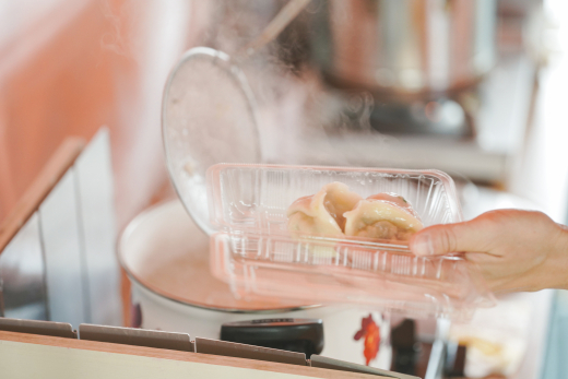 【鹿児島県阿久根市】何気ない日常を楽しみ、朝ごはんを港でいただく“阿久根おはよう市”