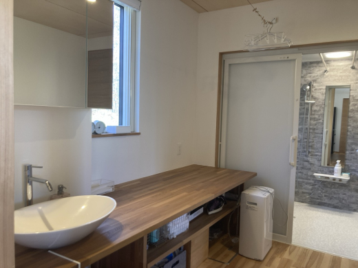 【SALE】北杜市高根町 1LDK+離れ 4600万円 築3年