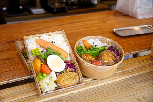 【鹿児島県南九州市】人が集まる木の下で、「てとて」のごはんを / 鹿児島ごはん てとて 田中久美子さん