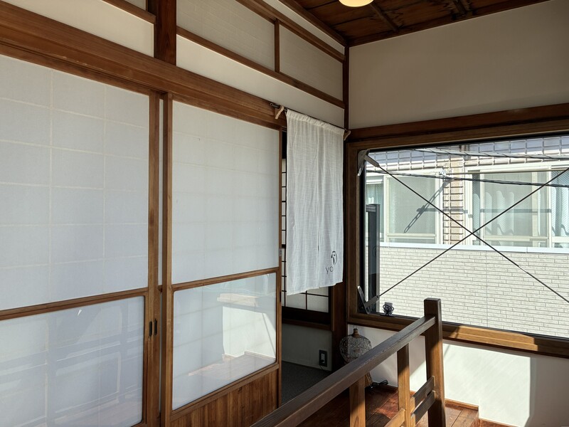 鎌倉市御成町｜小商いの集まりが生み出す新しい価値、「とすいハウス」をめぐる