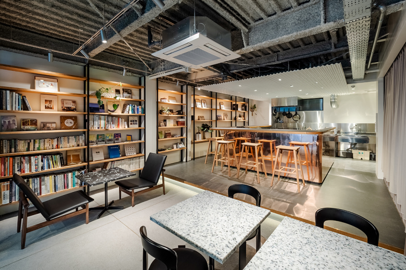 設計者ときどき食堂店主｜アートアンドクラフト西面莉沙さん