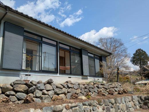 【RENT】「縁側で春の陽気と風のそよぎを感じる平屋戸建て」 建物102.68㎡ 土地269.97㎡(山梨県山梨市牧丘町)