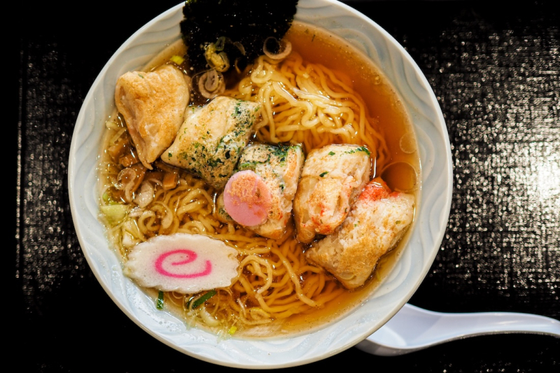 山形ラーメン、ダイバーシティ放浪記_01「どんどん焼きの乗ったラーメン」