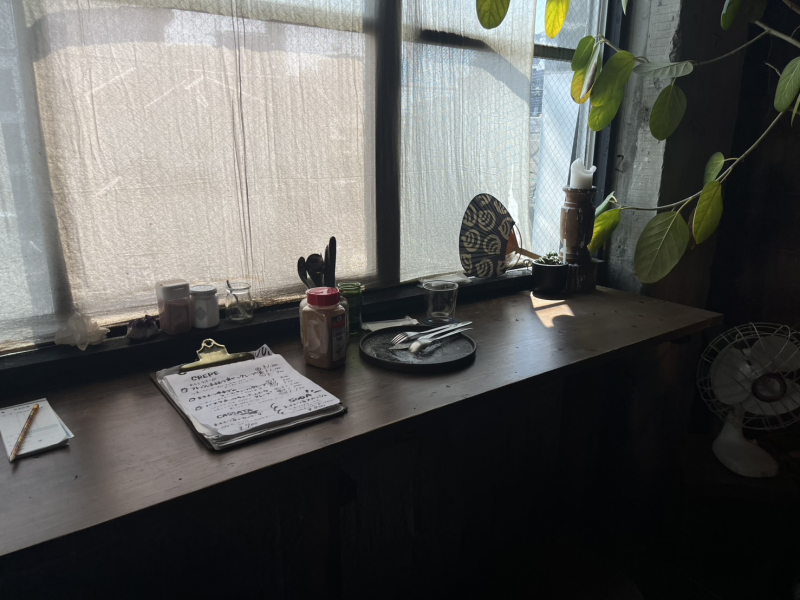 【北九州】門司区の住宅街にある、深夜まで営業する隠れ家カフェ「cafuné（カフネ）」