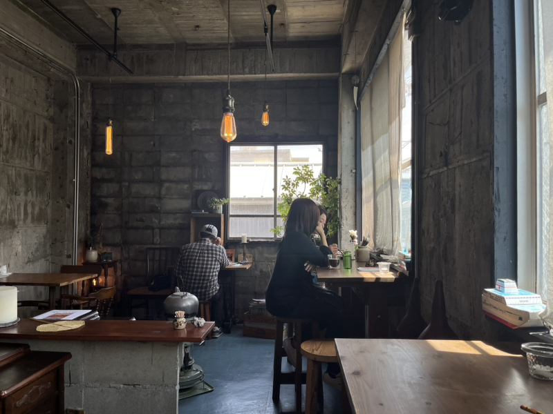 【北九州】門司区の住宅街にある、深夜まで営業する隠れ家カフェ「cafuné（カフネ）」