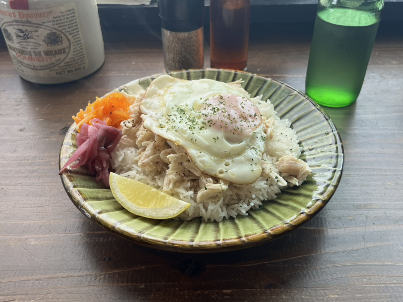 【北九州】門司区の住宅街にある、深夜まで営業する隠れ家カフェ「cafuné（カフネ）」