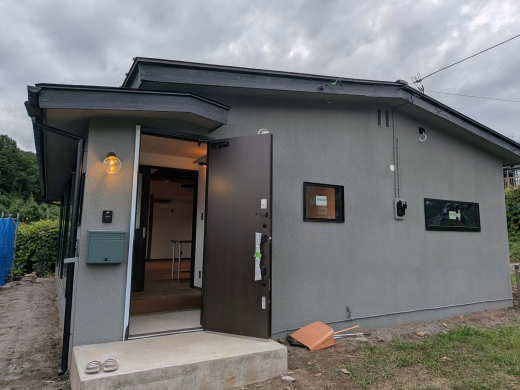 【RENT】「蛍火きらめくiori-tamamiya」(山梨県甲州市塩山竹森)94,000円/月_建物82.52㎡/土地854.77㎡