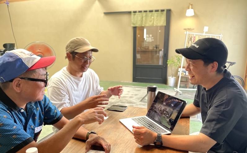 【玉造】見て触れて壁を楽しむ、元町工場のショールーム|Add Wall Tamatsukuri