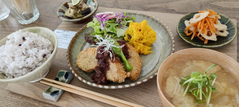 薬膳の考えをベースにした二十四節気のお弁当屋 ｜暮らしの中で商う【CAGOM（カゴム）】 